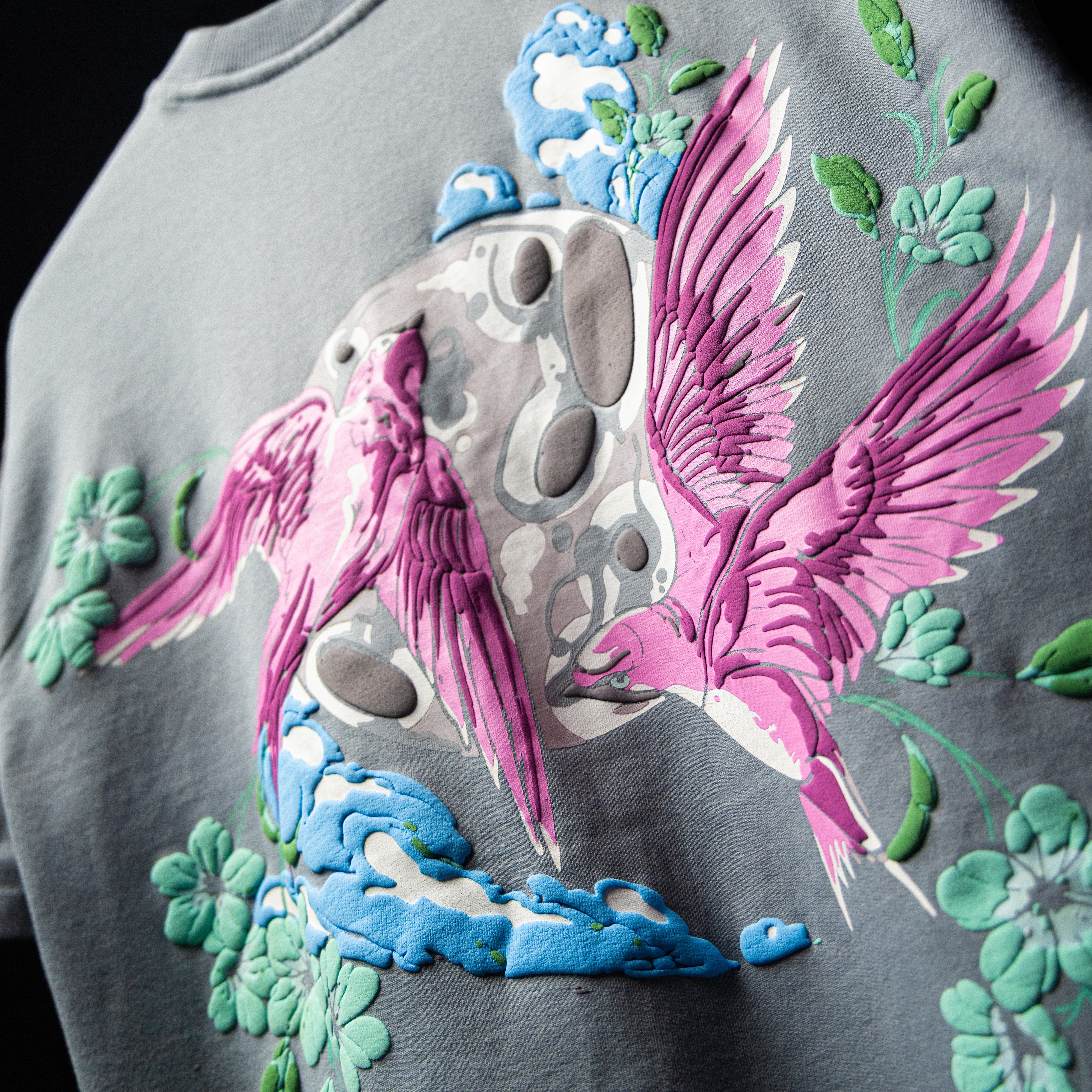 Grey oversized bird moon tshirt