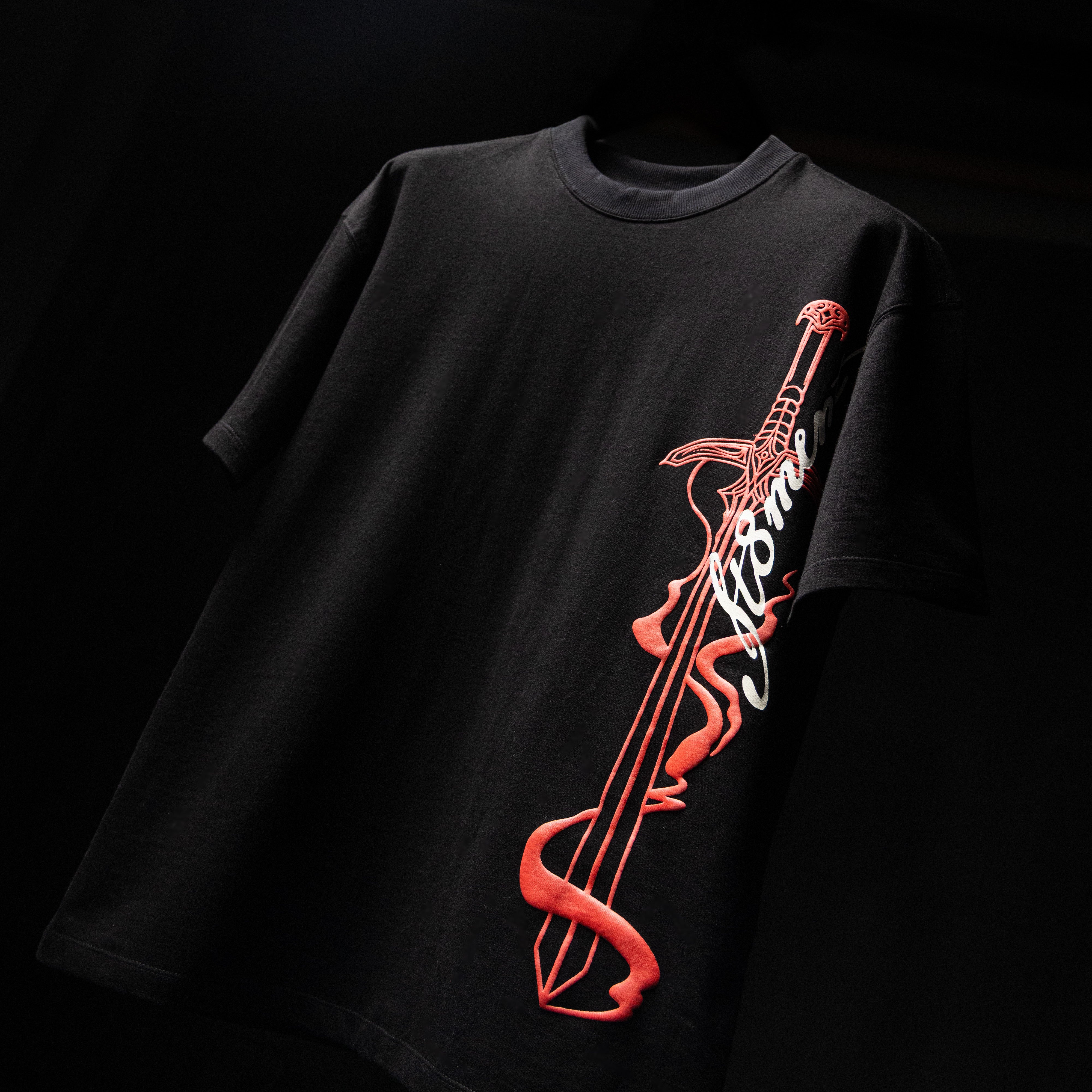 Black oversized sword t-shirts
