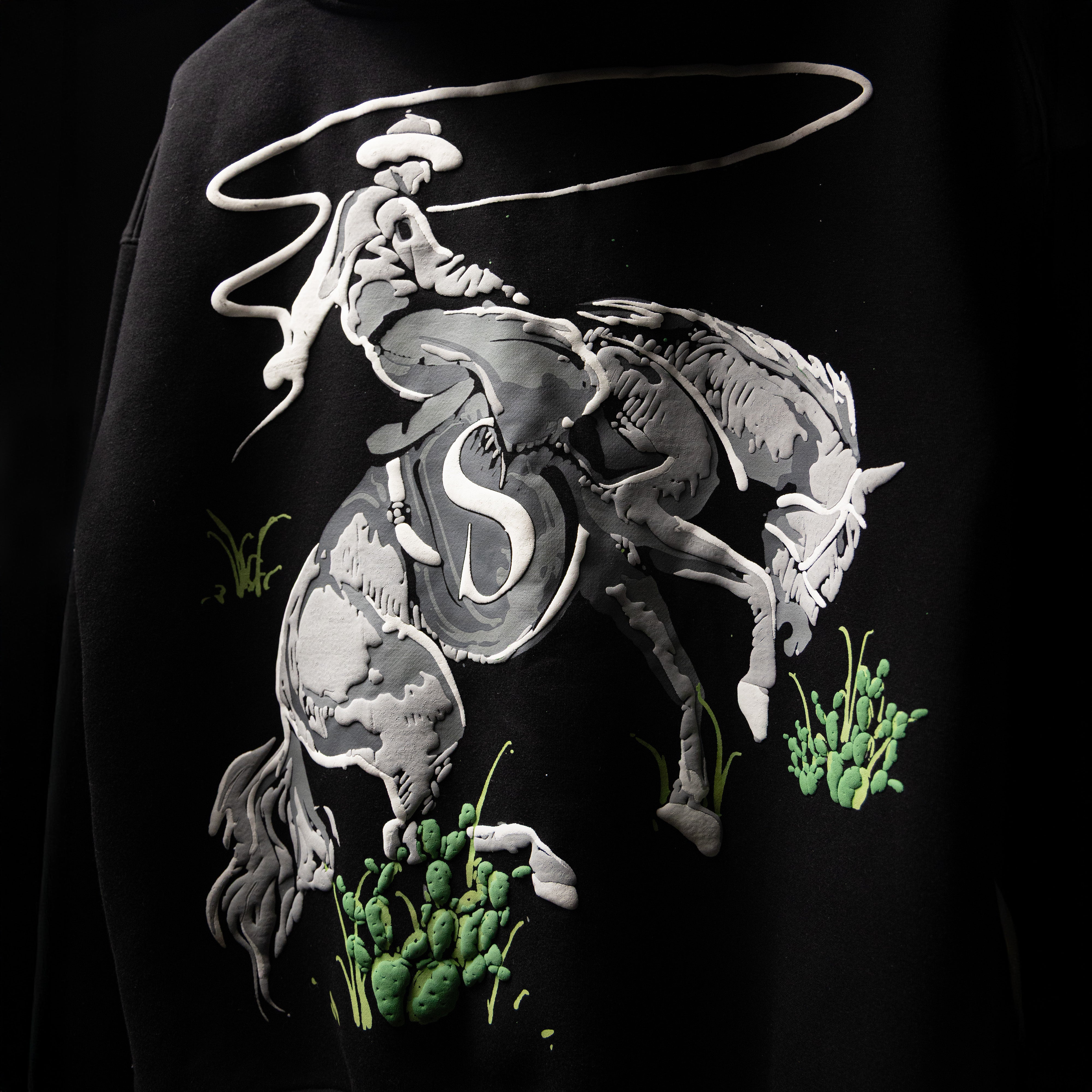 BLACK HORSE HOODIE