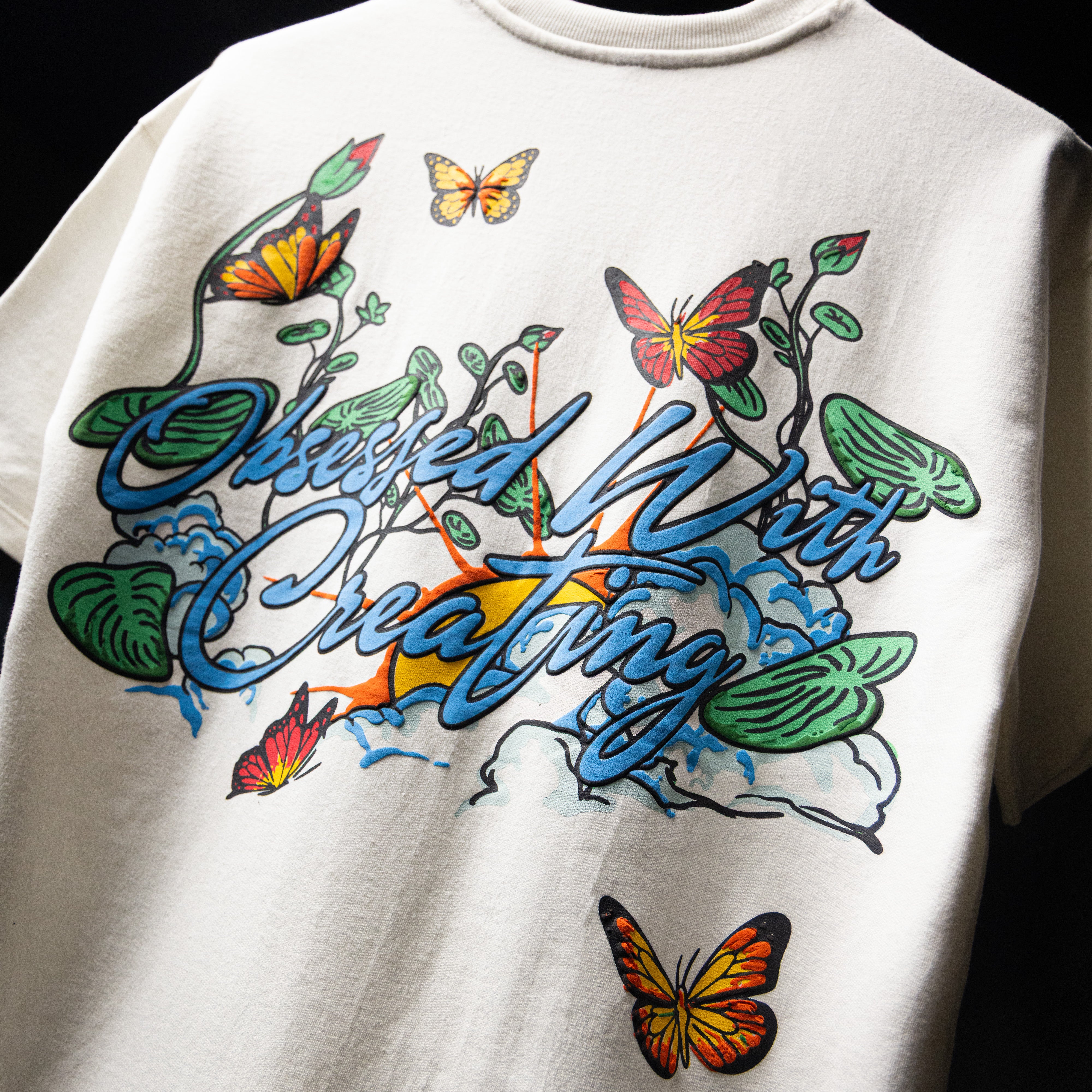 WHITE OVERSIZED BUTTERFLY T-SHIRT