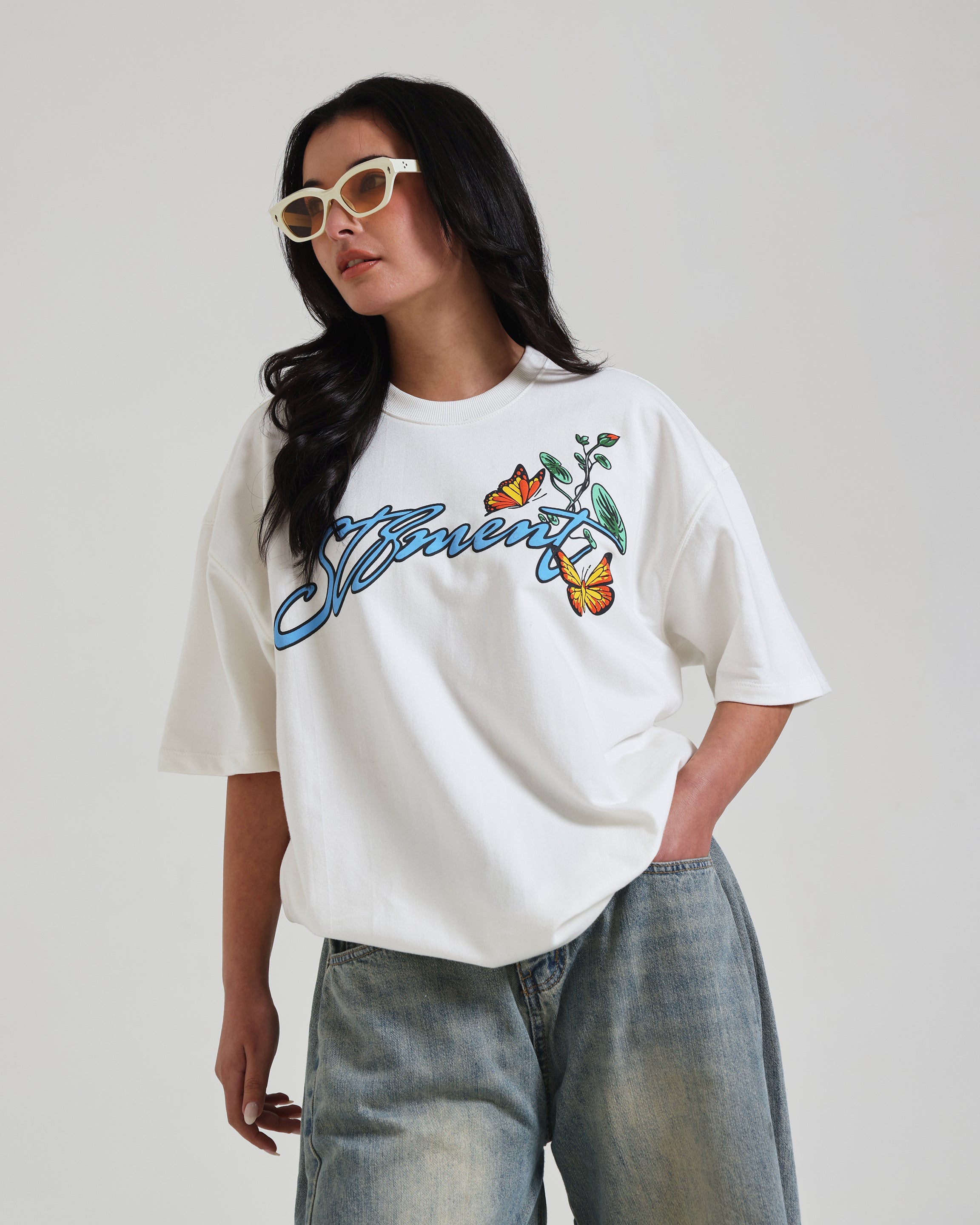 WHITE OVERSIZED BUTTERFLY T-SHIRT